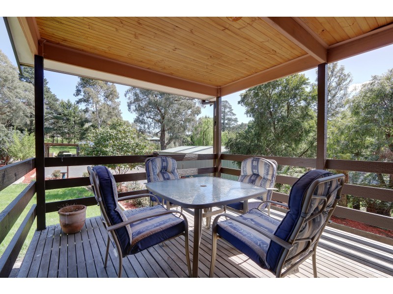 71 Walker Road, Seville VIC 3139