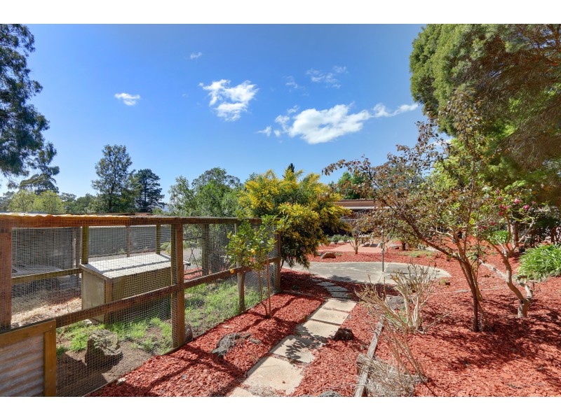 71 Walker Road, Seville VIC 3139