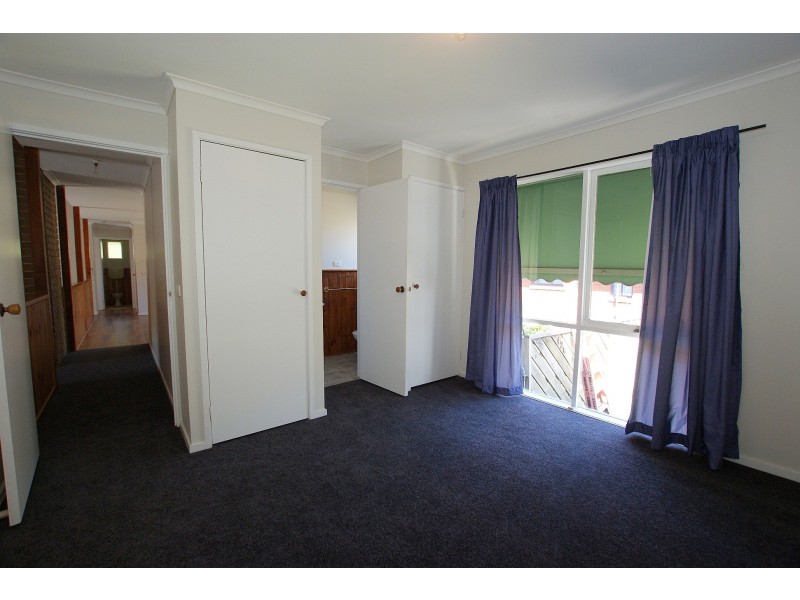 30 Ronald Grove, Millgrove VIC 3799