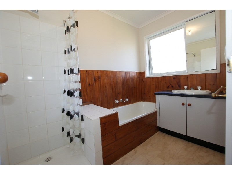 30 Ronald Grove, Millgrove VIC 3799