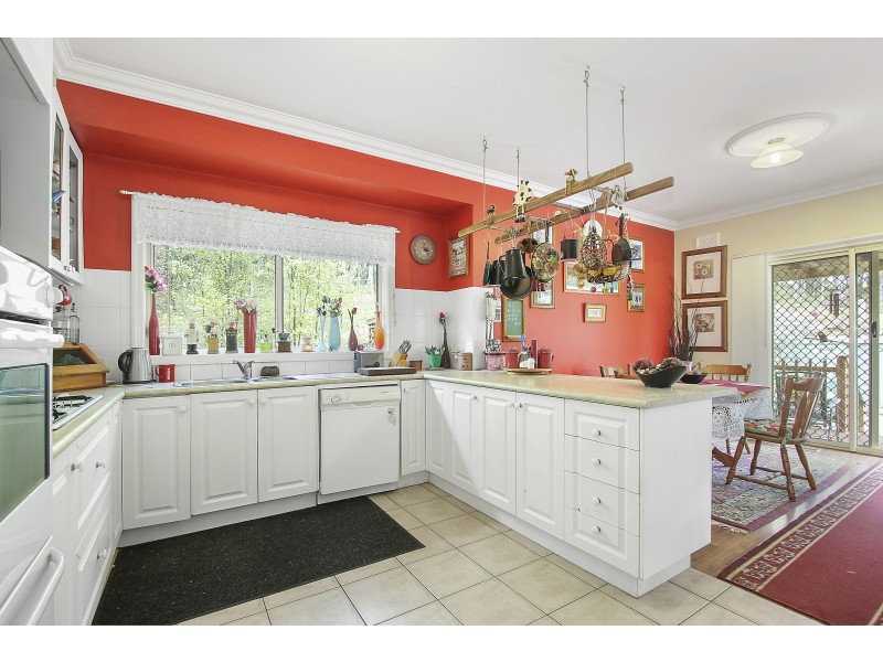 25 Yellowgum Road, Hoddles Creek VIC 3139