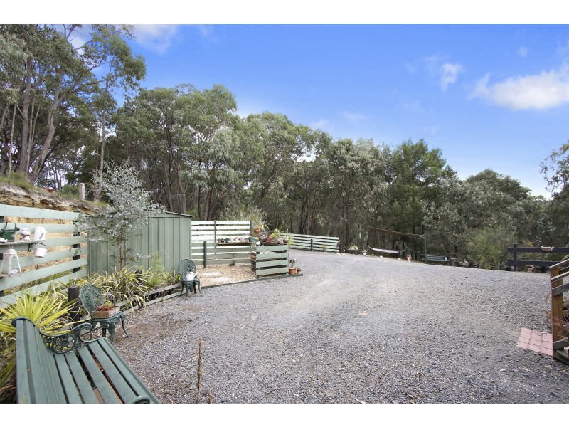25 Yellowgum Road, Hoddles Creek VIC 3139