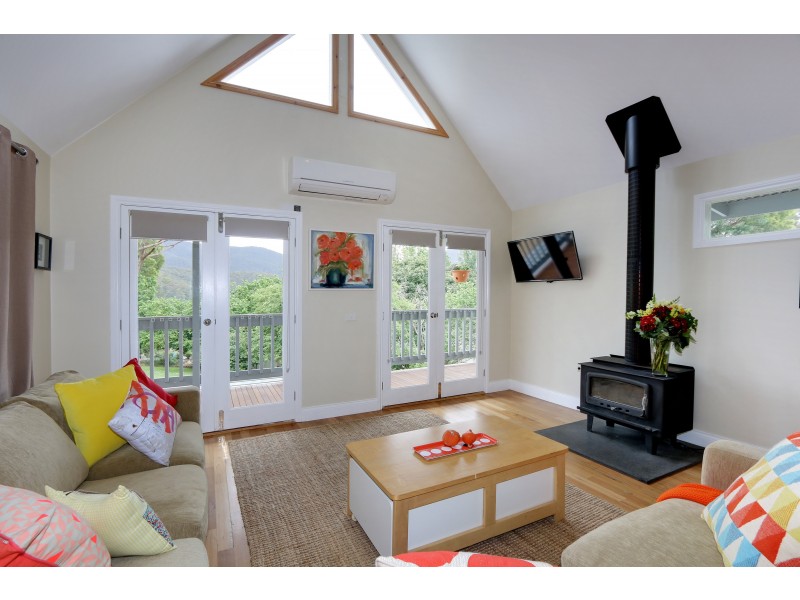 10 Shirley Road, Warburton VIC 3799