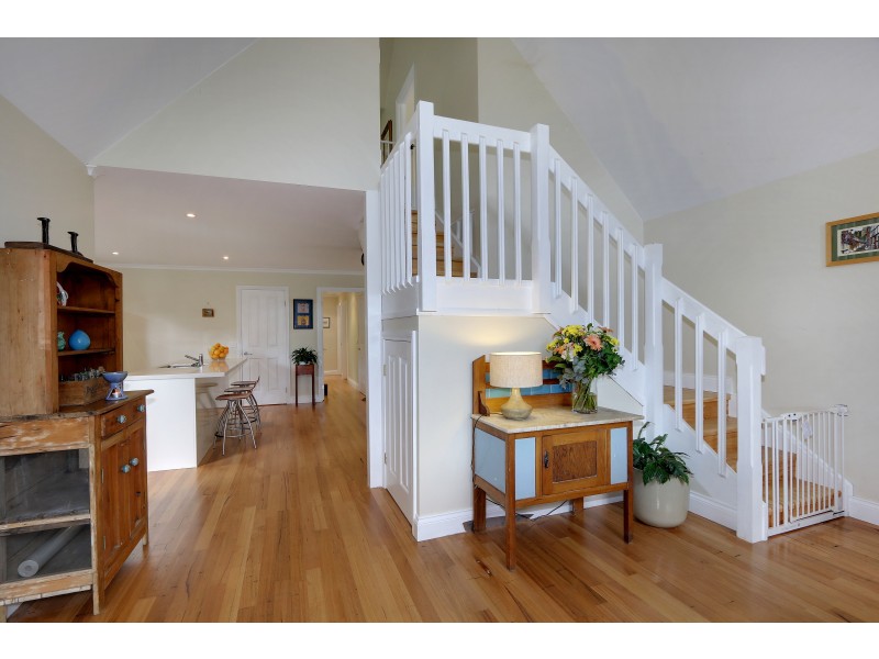 10 Shirley Road, Warburton VIC 3799