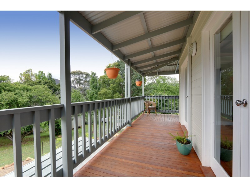 10 Shirley Road, Warburton VIC 3799