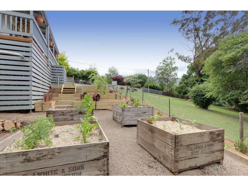 10 Shirley Road, Warburton VIC 3799