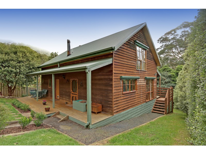 9 and 9a Pheasant Parade, Warburton VIC 3799