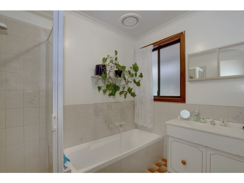 9 and 9a Pheasant Parade, Warburton VIC 3799