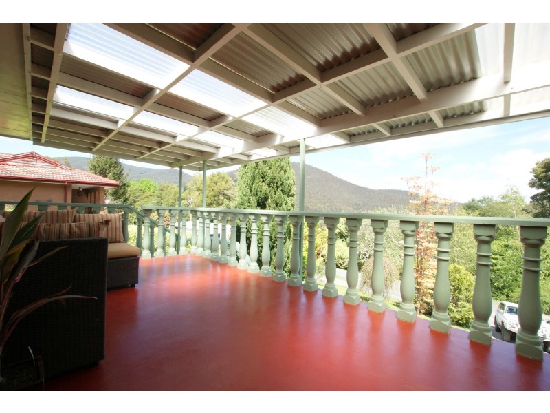 7 Devon Street, Warburton VIC 3799