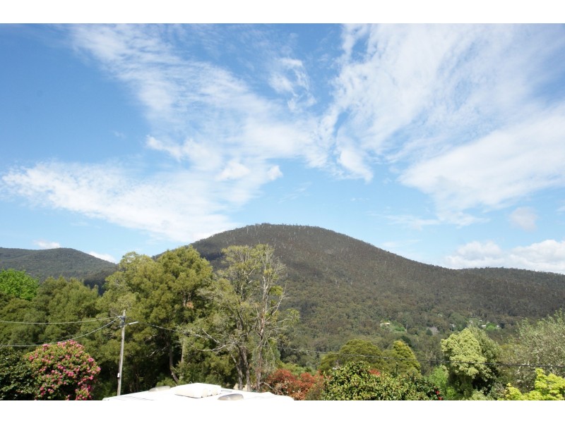 7 Devon Street, Warburton VIC 3799