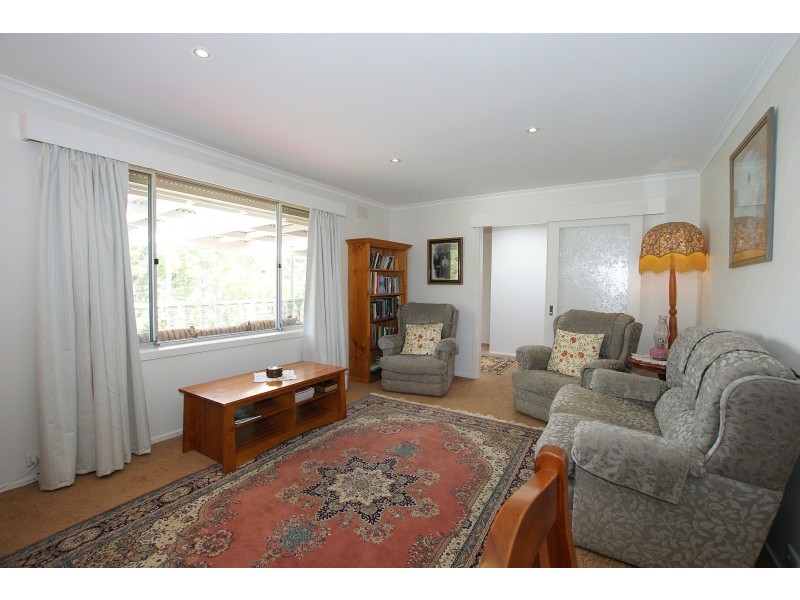 7 Devon Street, Warburton VIC 3799