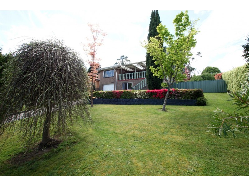 7 Devon Street, Warburton VIC 3799