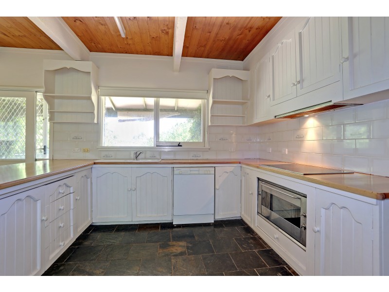 110 Elvian Road, Woori Yallock VIC 3139