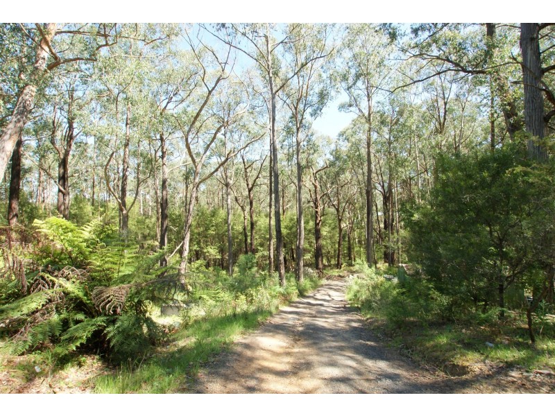 231 Milners Road, Launching Place VIC 3139