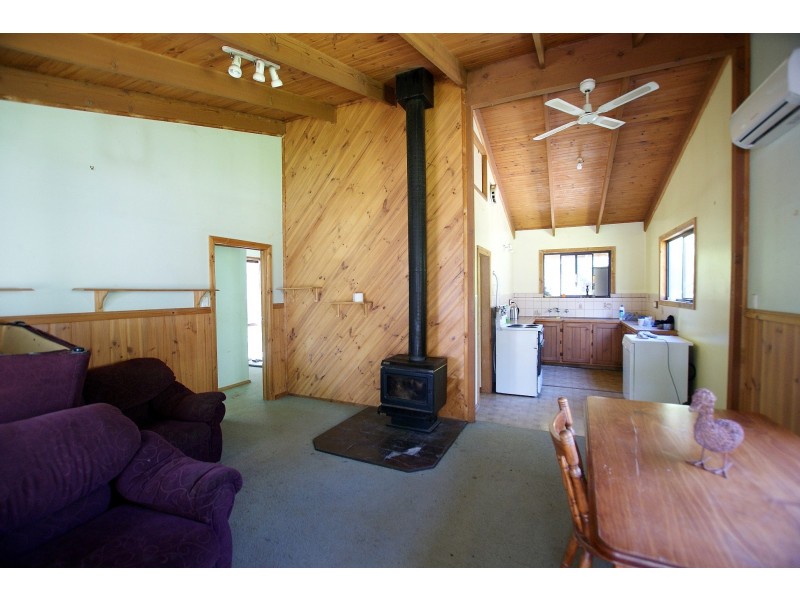 231 Milners Road, Launching Place VIC 3139