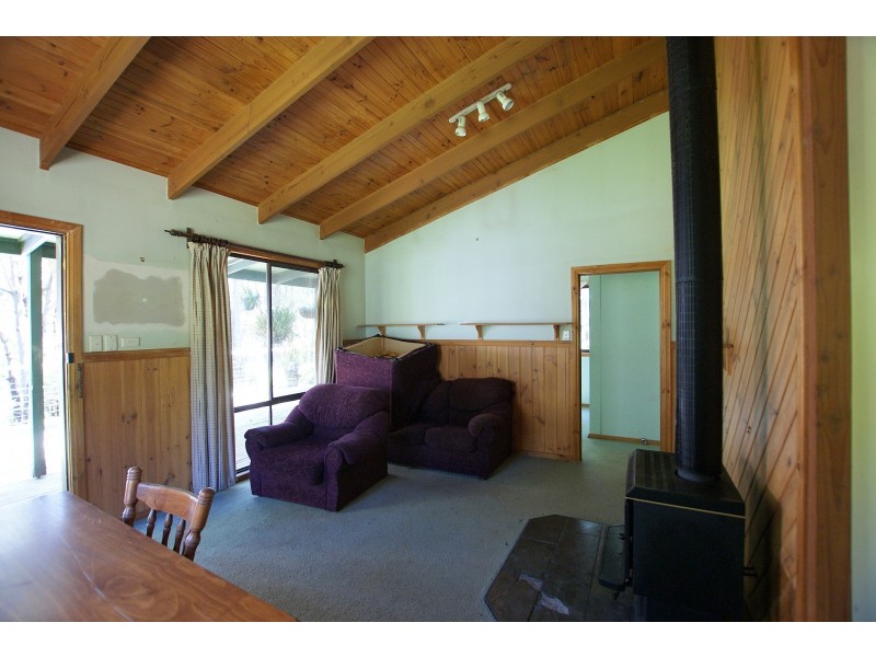 231 Milners Road, Launching Place VIC 3139