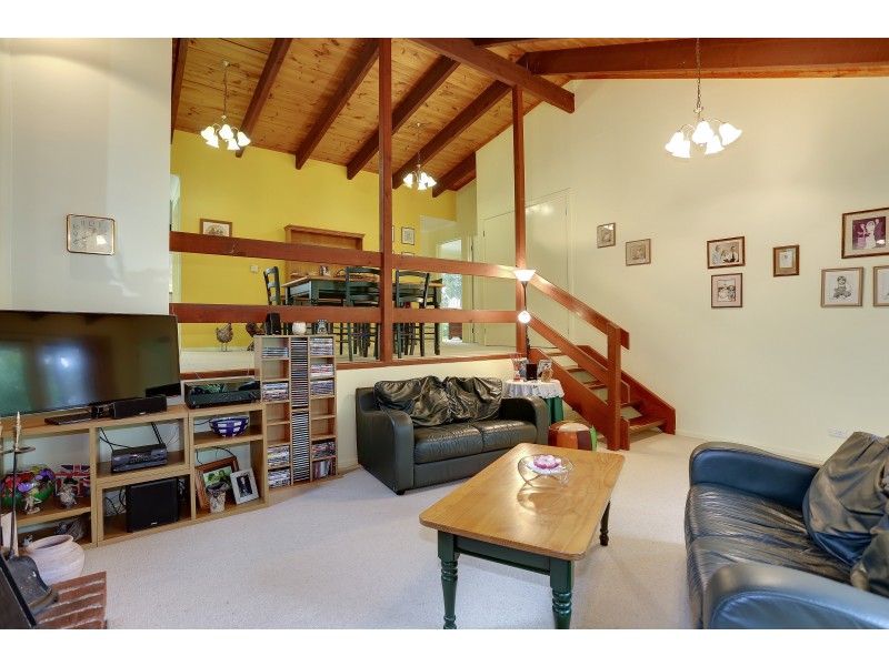 24 Cynthia Grove, Woori Yallock VIC 3139