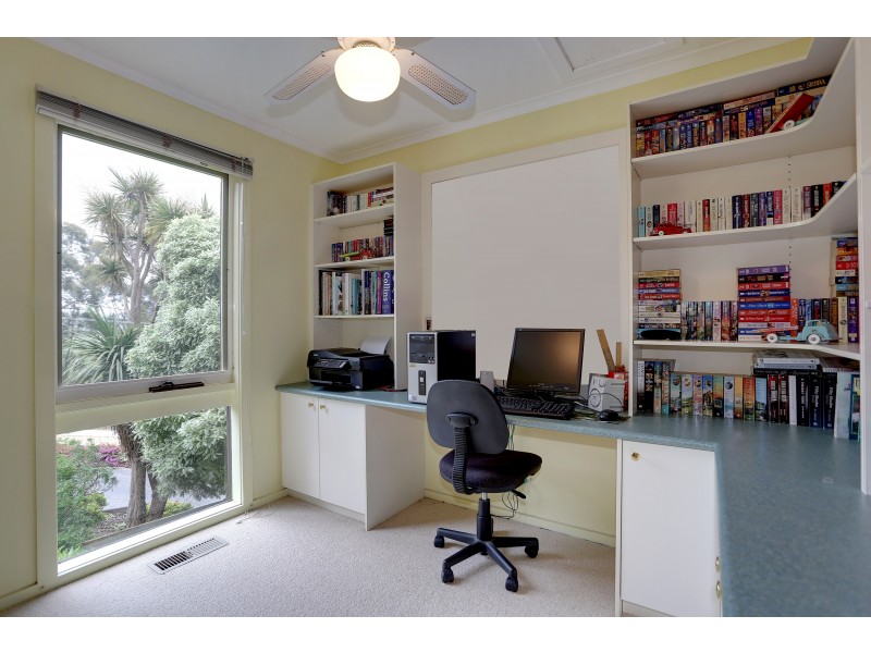 24 Cynthia Grove, Woori Yallock VIC 3139