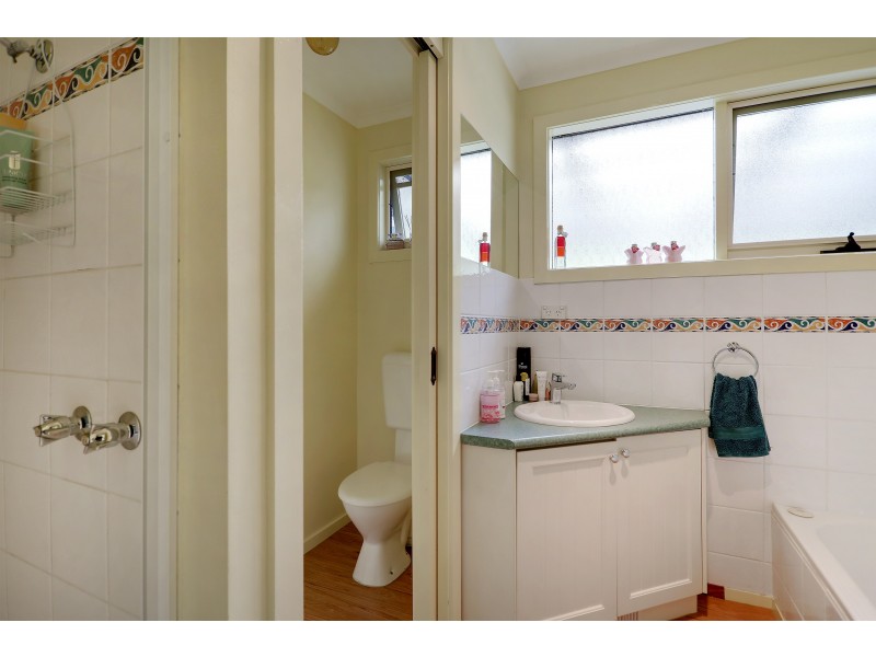 24 Cynthia Grove, Woori Yallock VIC 3139