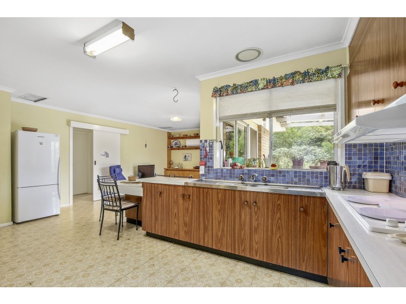 137 Barak Drive, Launching Place VIC 3139