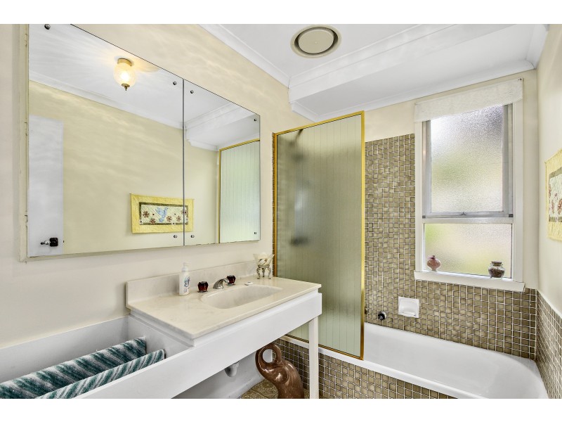 137 Barak Drive, Launching Place VIC 3139