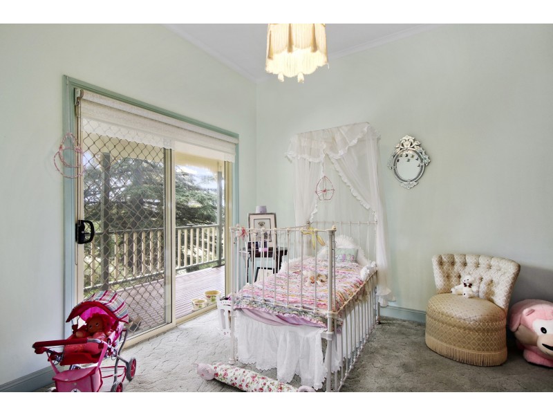 141 Barak Drive, Launching Place VIC 3139