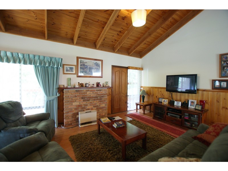 2839 Warburton Highway, Wesburn VIC 3799