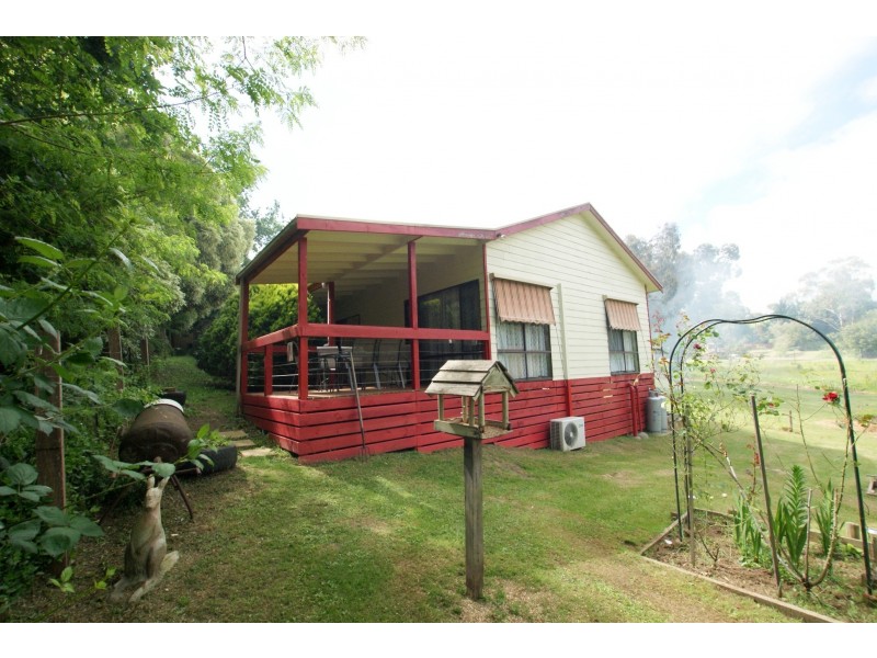 2839 Warburton Highway, Wesburn VIC 3799