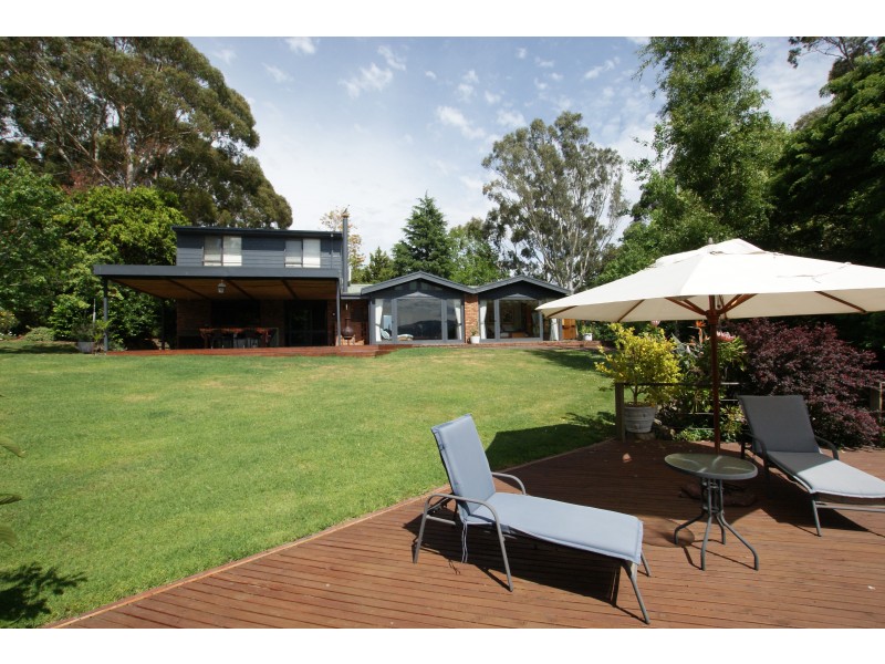 631 Victoria Road, Seville VIC 3139