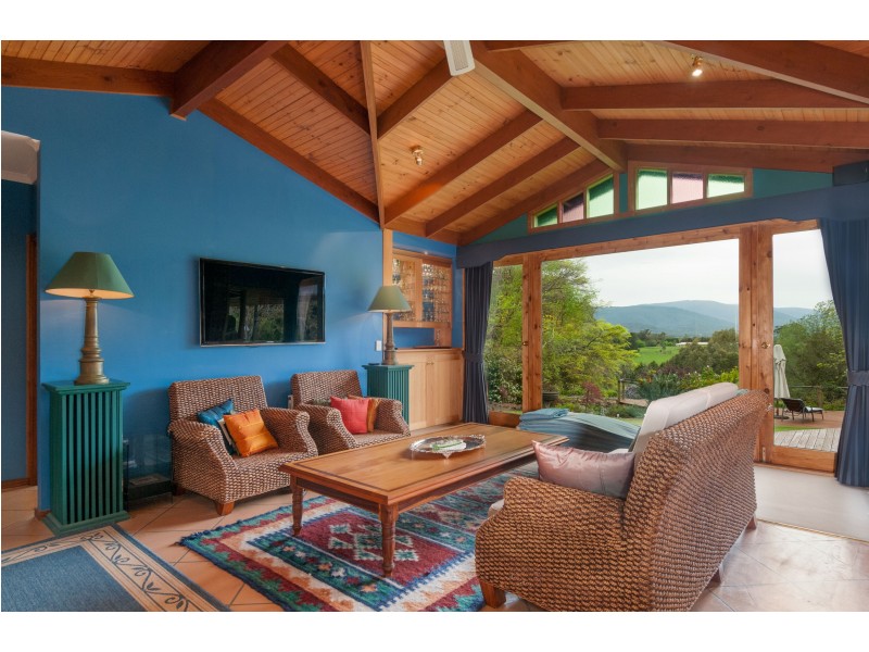 631 Victoria Road, Seville VIC 3139