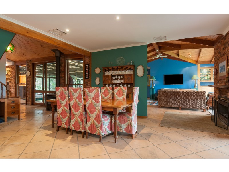 631 Victoria Road, Seville VIC 3139