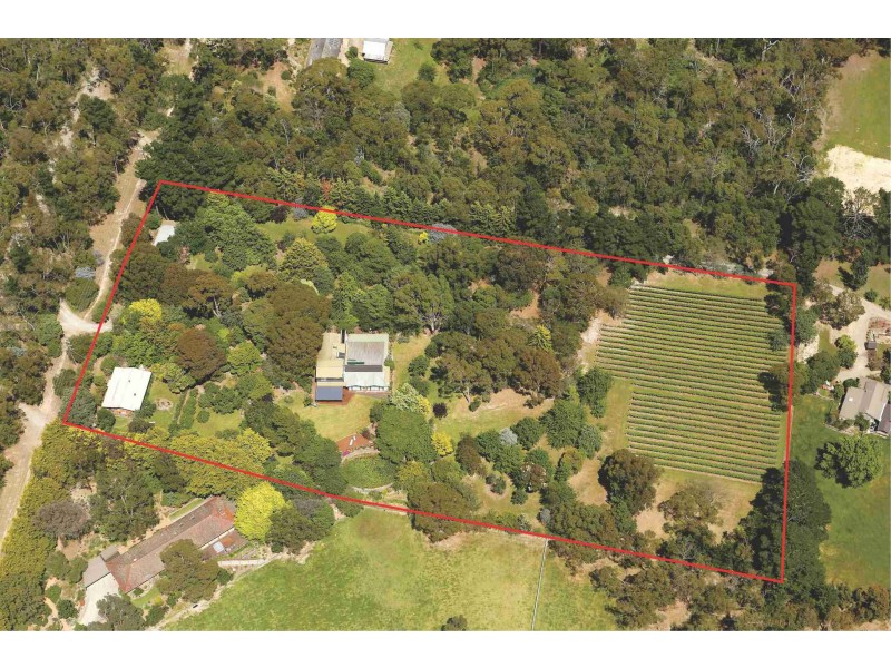 631 Victoria Road, Seville VIC 3139