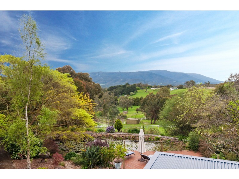 631 Victoria Road, Seville VIC 3139