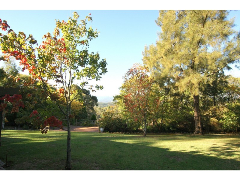 631 Victoria Road, Seville VIC 3139