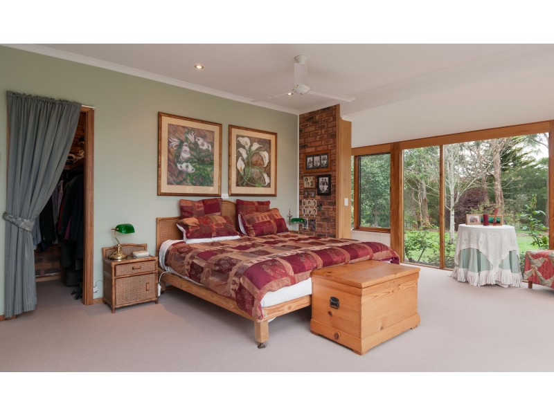 631 Victoria Road, Seville VIC 3139