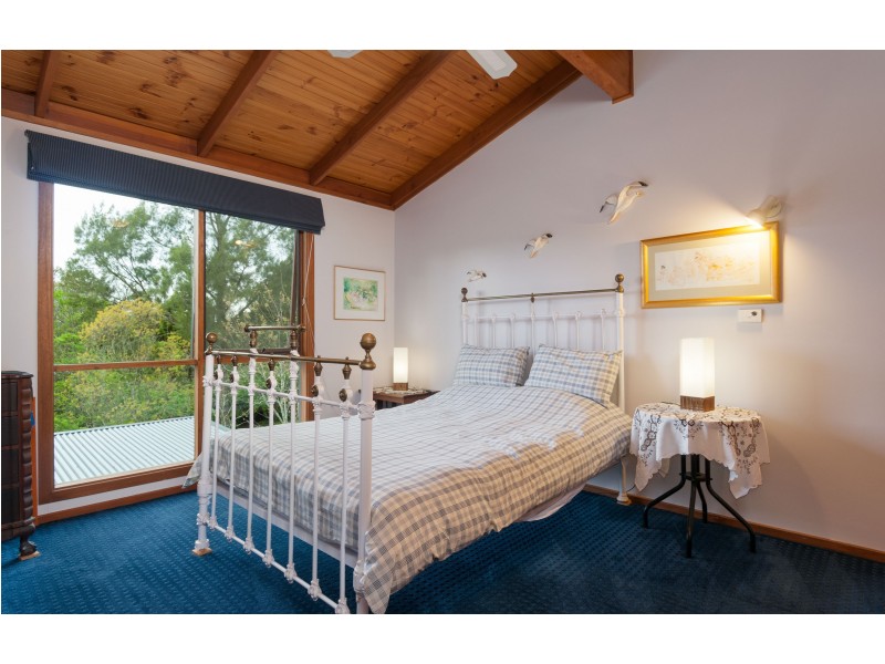 631 Victoria Road, Seville VIC 3139