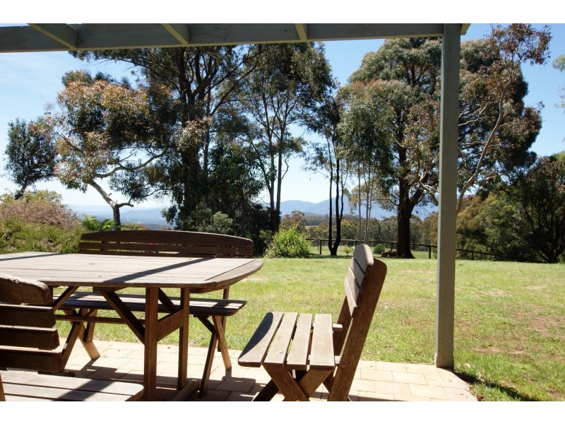 330 Thonemans Road, Hoddles Creek VIC 3139