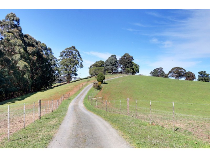 330 Thonemans Road, Hoddles Creek VIC 3139