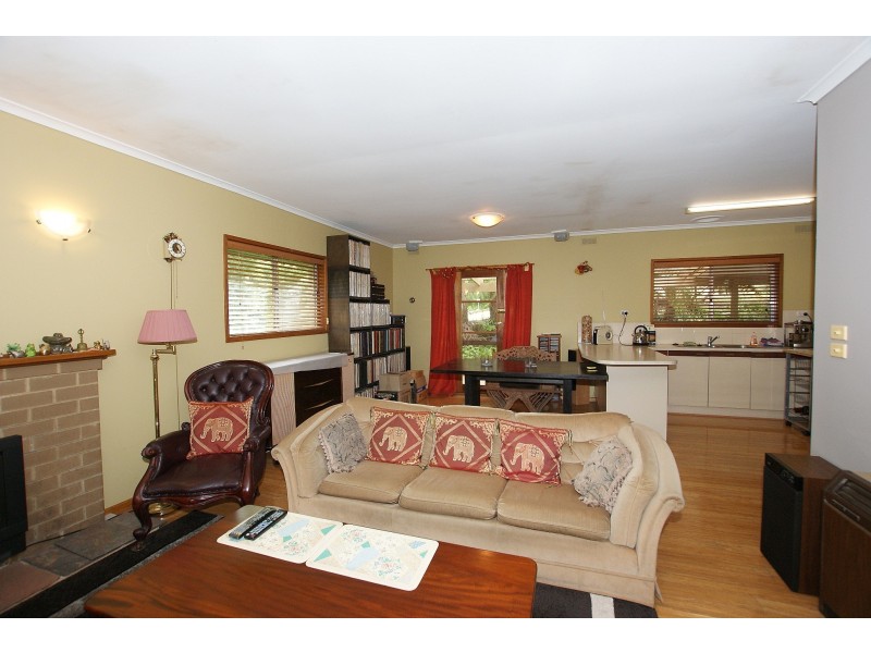 1 Marlino Avenue, Warburton VIC 3799