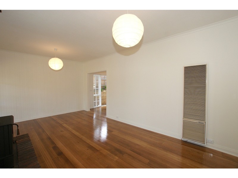 10 Carroll Avenue, Millgrove VIC 3799