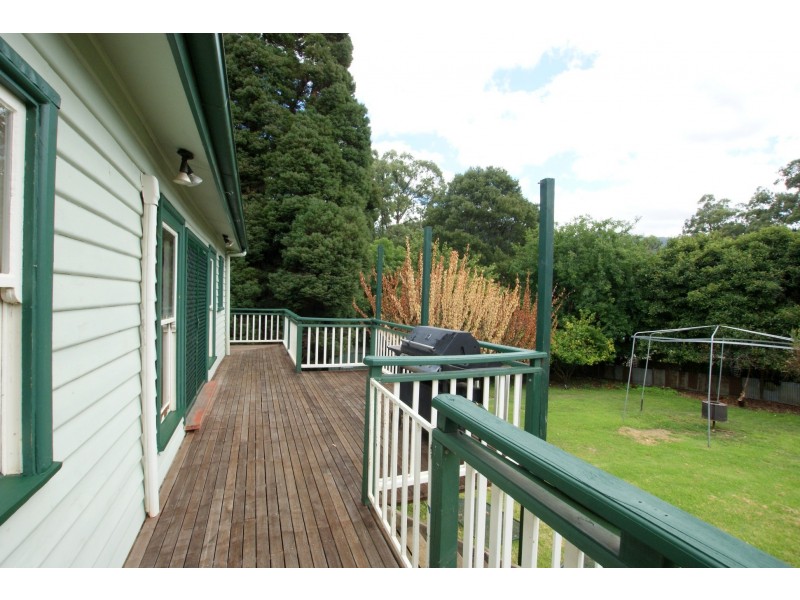 23 Rupert Road, East Warburton VIC 3799