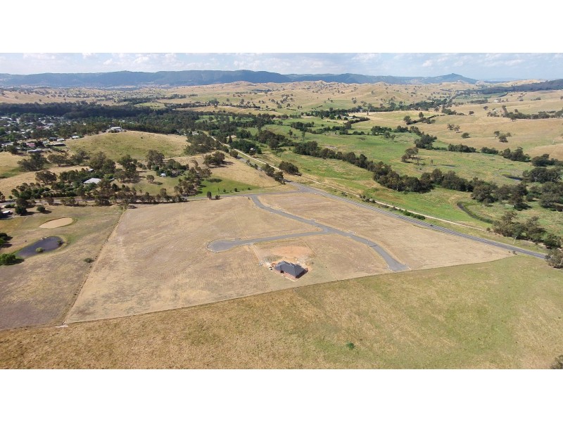 7 Meadow Road, Yea VIC 3717