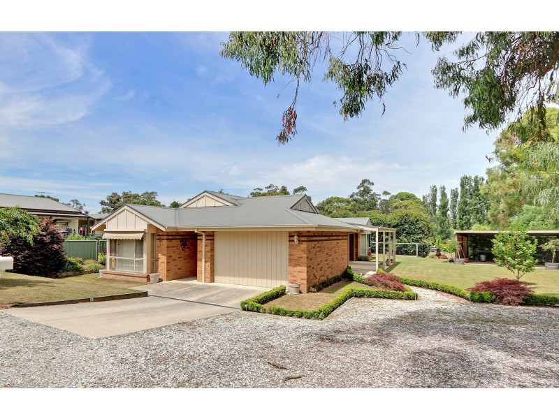 11 Wares Road, Wesburn VIC 3799