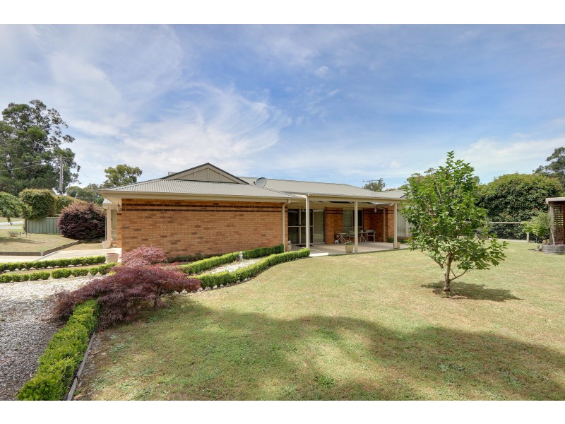 11 Wares Road, Wesburn VIC 3799