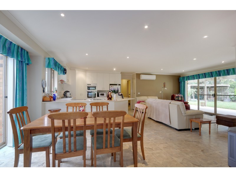 11 Wares Road, Wesburn VIC 3799