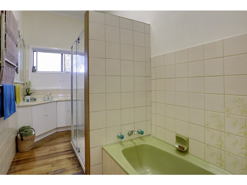 43 Monbulk Seville Road, Seville VIC 3139