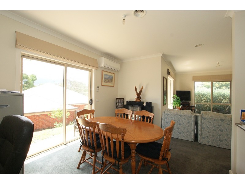 2/2556 Warburton Highway, Yarra Junction VIC 3797