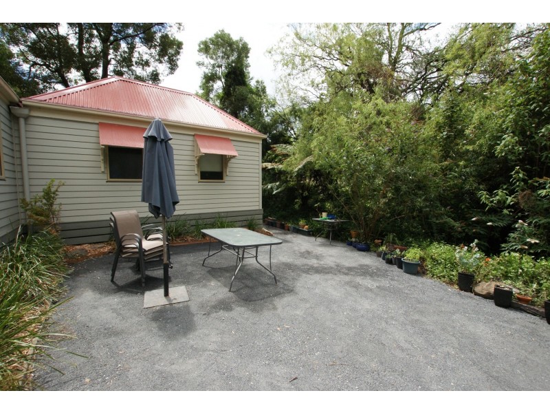 19 River Road, Millgrove VIC 3799