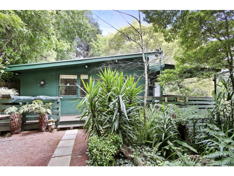 28 Station Road, Warburton VIC 3799