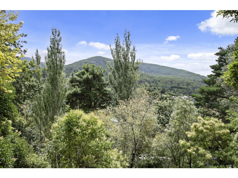 28 Station Road, Warburton VIC 3799